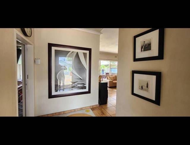 3 BEDROOM HOUSE FOR SALE IN BRACKENHURST